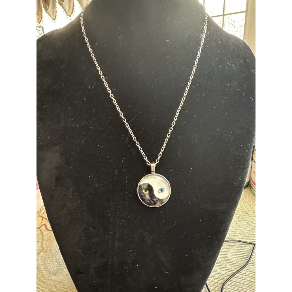 Yin Yang Cat Pendant Necklace – 20 Inches, Silver Tone Chain - Picture 3 of 7